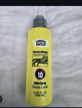 Alberto VO5 Shine Spray Gloss Look